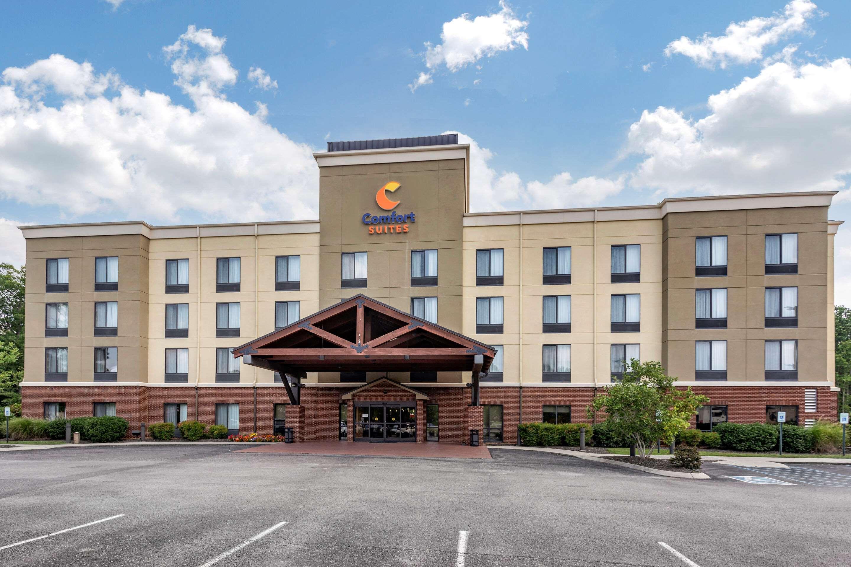 Comfort Suites Manchester Exterior foto